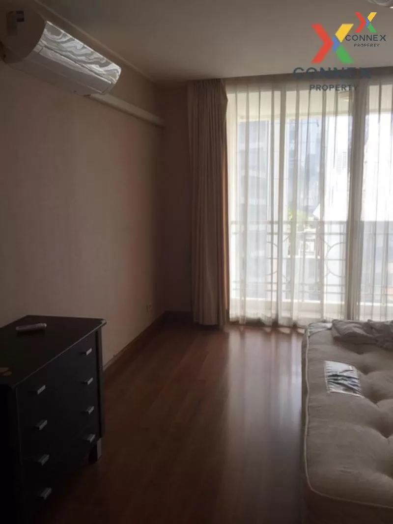 FOR RENT condo , Asoke Place , Duplex , high floor , BTS-Asok , K