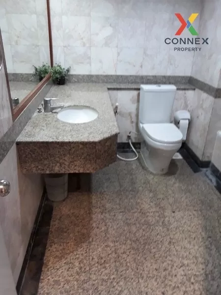 FOR RENT condo , Asoke Place , Duplex , nice view , BTS-Asok , Kh