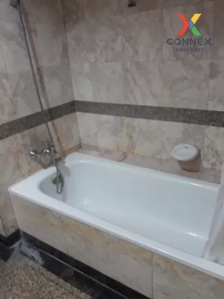 FOR RENT condo , Asoke Place , Duplex , nice view , BTS-Asok , Kh