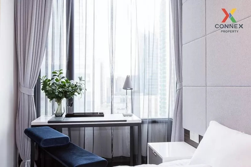 FOR RENT condo , EDGE Sukhumvit 23 , Duplex , high floor , BTS-As 4