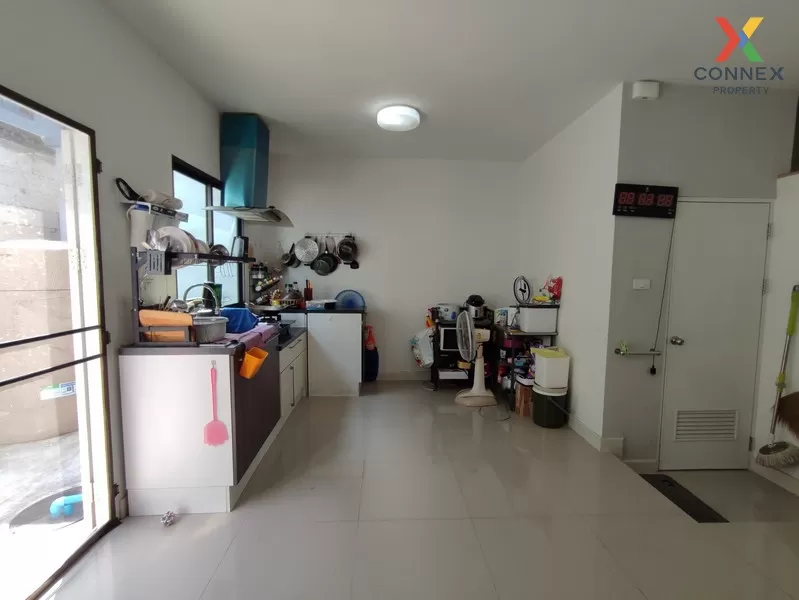 FOR SALE townhome , Pleno Suksawat  , wide frontage , Thung Khu ,