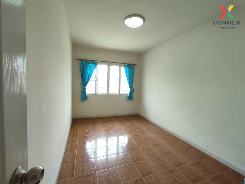 FOR SALE townhome , Baan Pisan Bang Kadi 2 , wide frontage , Sama FOR SALE townhome , Baan Pisan Bang Kadi 2 , wide frontage , Sama