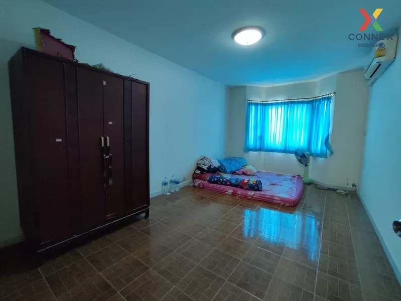 FOR SALE townhome , Baan Pisan Bang Kadi 2 , wide frontage , Sama FOR SALE townhome , Baan Pisan Bang Kadi 2 , wide frontage , Sama