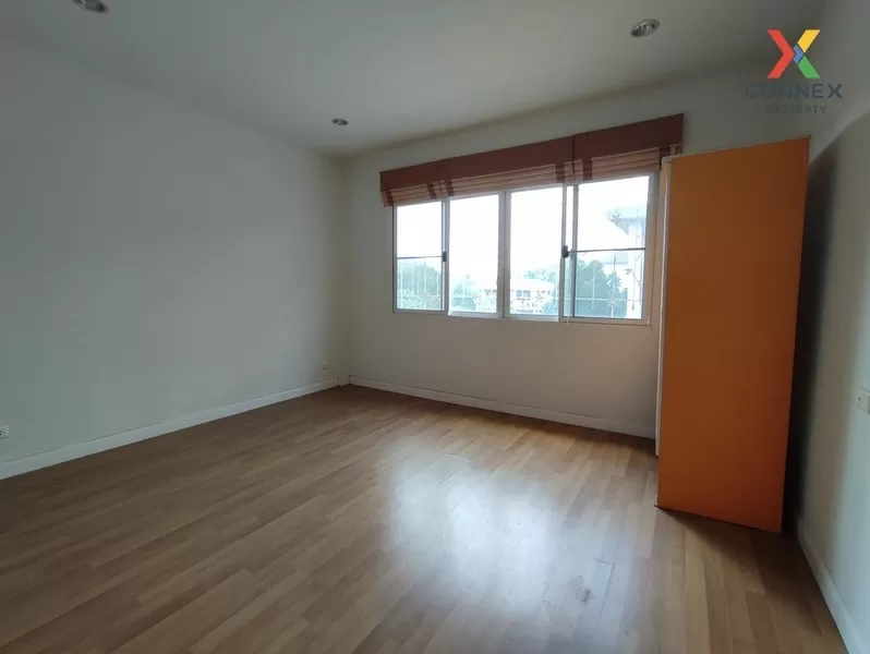 ขายถูก ทาวน์โฮม ม. ปริญลักษณ์ เพชรเกษม 69 หนองแขม กรุงเทพมหานคร C