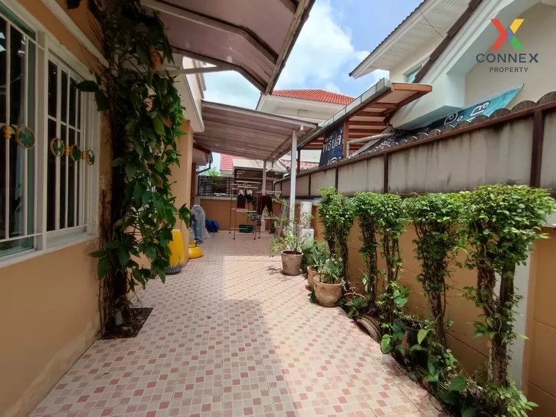 FOR SALE detached house , Perfect Place 2 Rattanathibet , Duplex  3