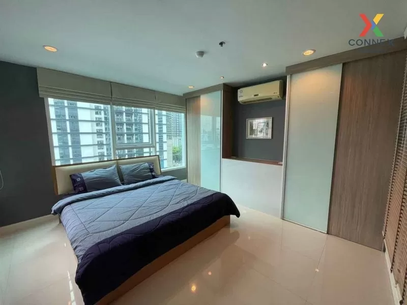 FOR RENT condo , Sukhumvit Living Town , Duplex , nice view , MRT