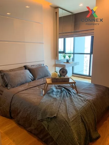 FOR RENT condo , The Address Sathorn , Duplex , high floor , BTS-