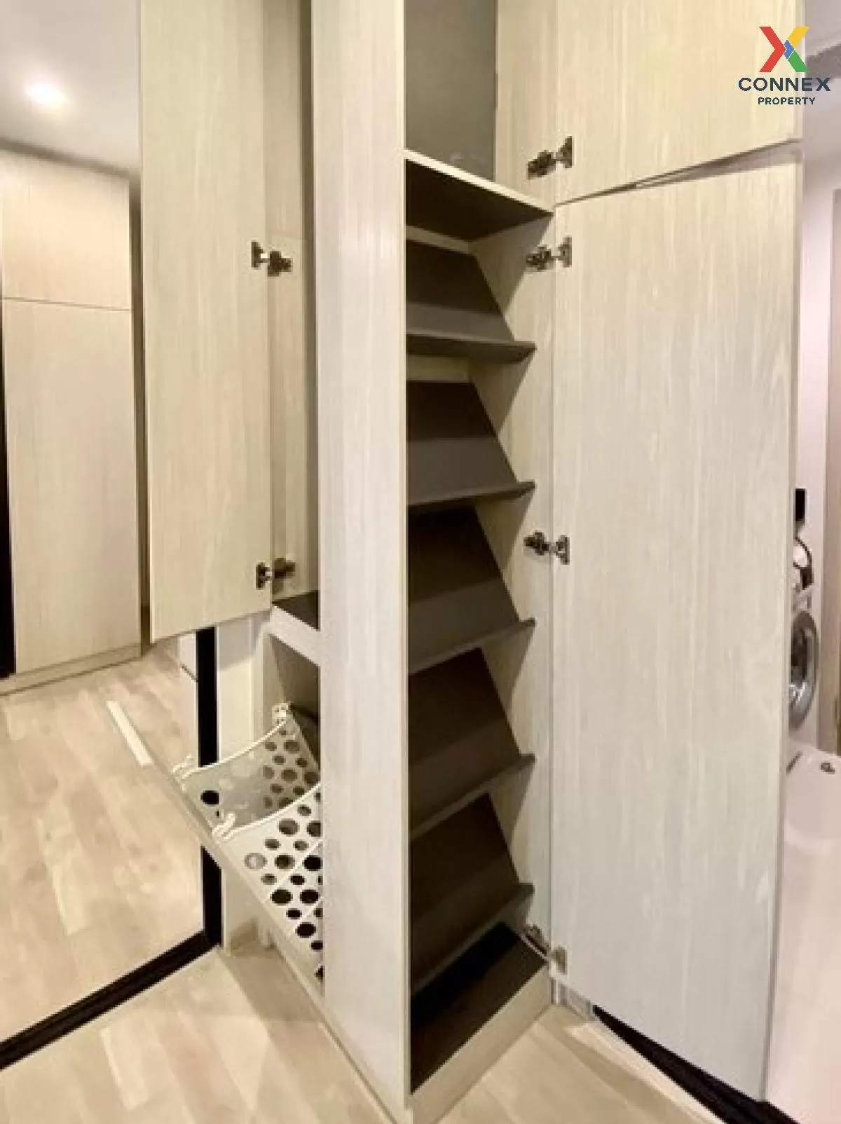 FOR RENT condo , Niche Mono Mega Space Bangna , Duplex , nice vie 3