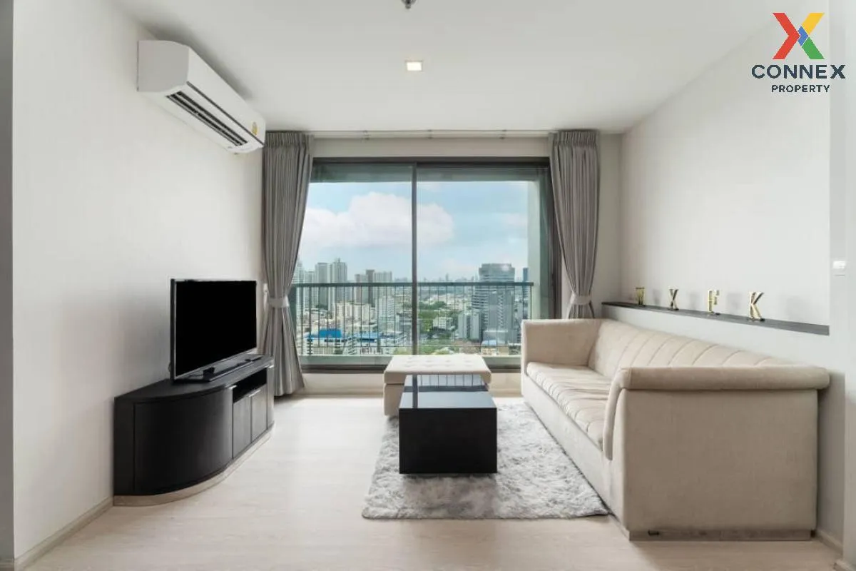 FOR RENT condo , RHYTHM Sukhumvit 44/1 , Duplex , nice view , BTS 1