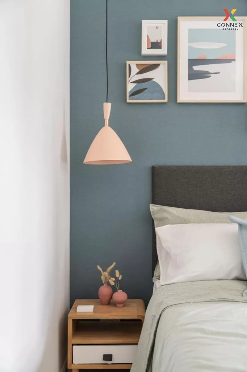 FOR RENT condo , Life One Wireless , Duplex , wide frontage , BTS