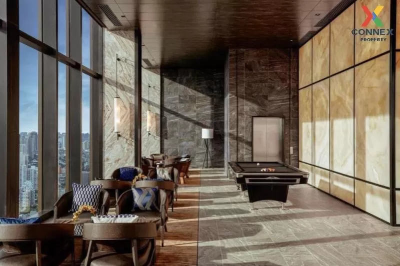 FOR RENT condo , The Esse Sukkhumvit 36 , Duplex , wide frontage 