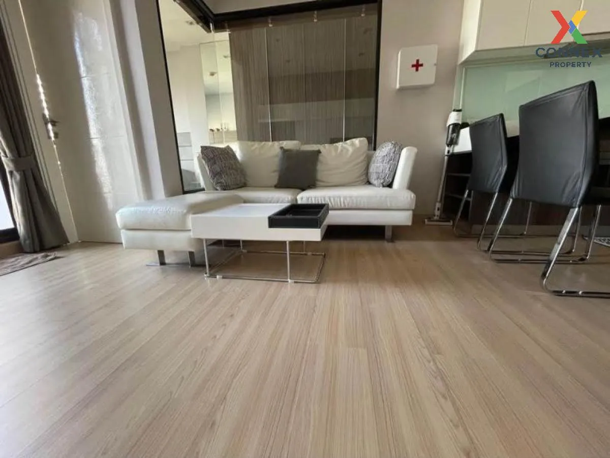 เช่า คอนโด  Urbano Absolute Sathorn - Taksin BTS-กรุงธนบุรี กรุงธ