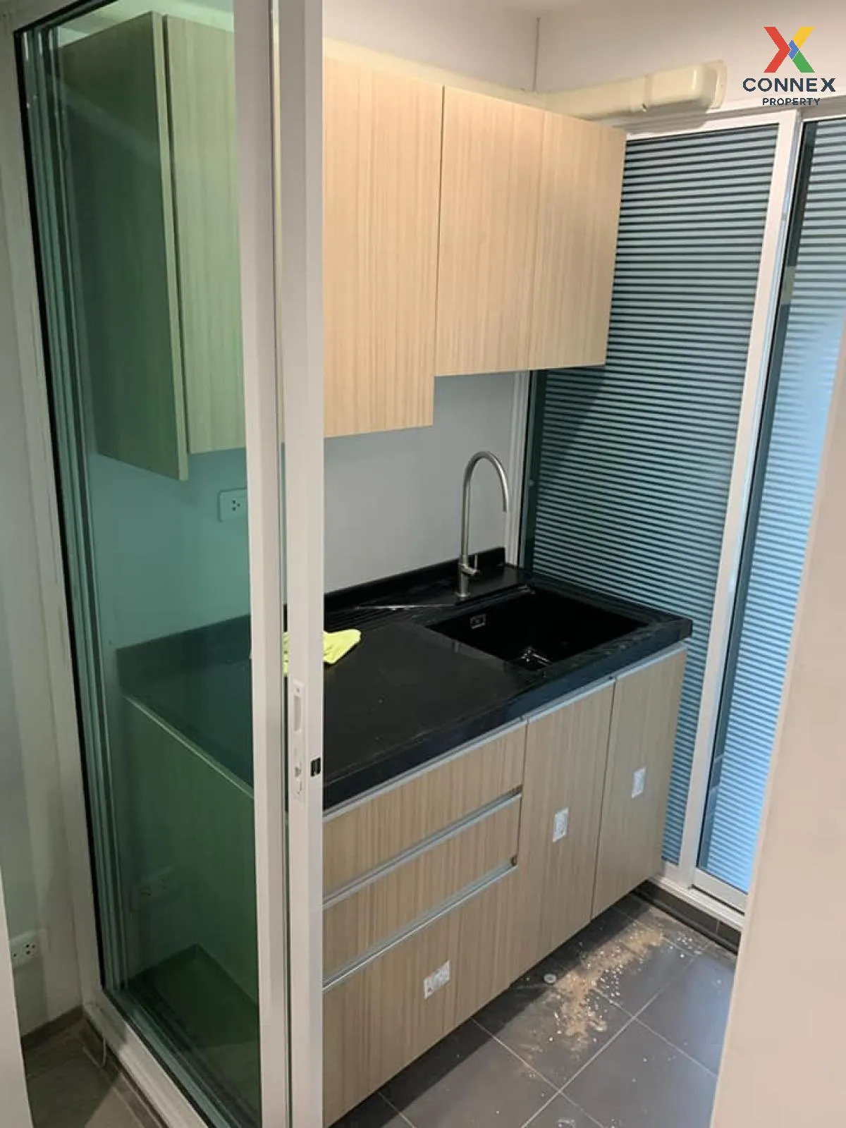 FOR RENT condo , Regent Home Sukhumvit 97/1 , Duplex , wide front