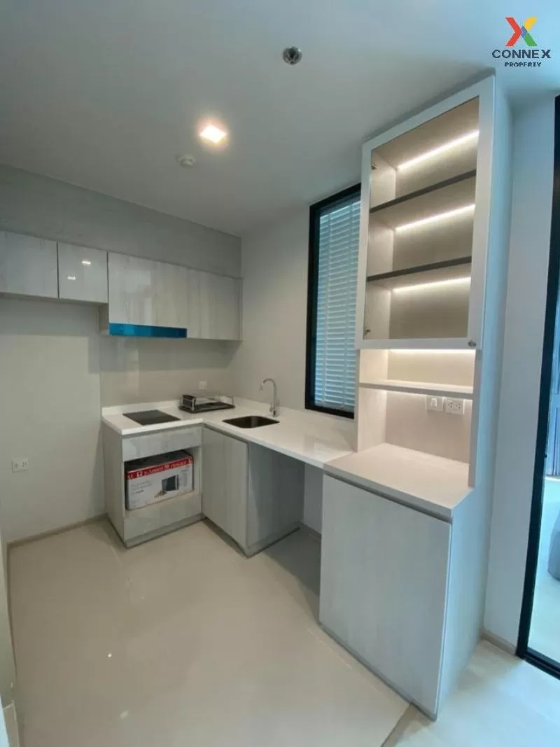 FOR RENT condo , Life One Wireless , Duplex , wide frontage , BTS 4