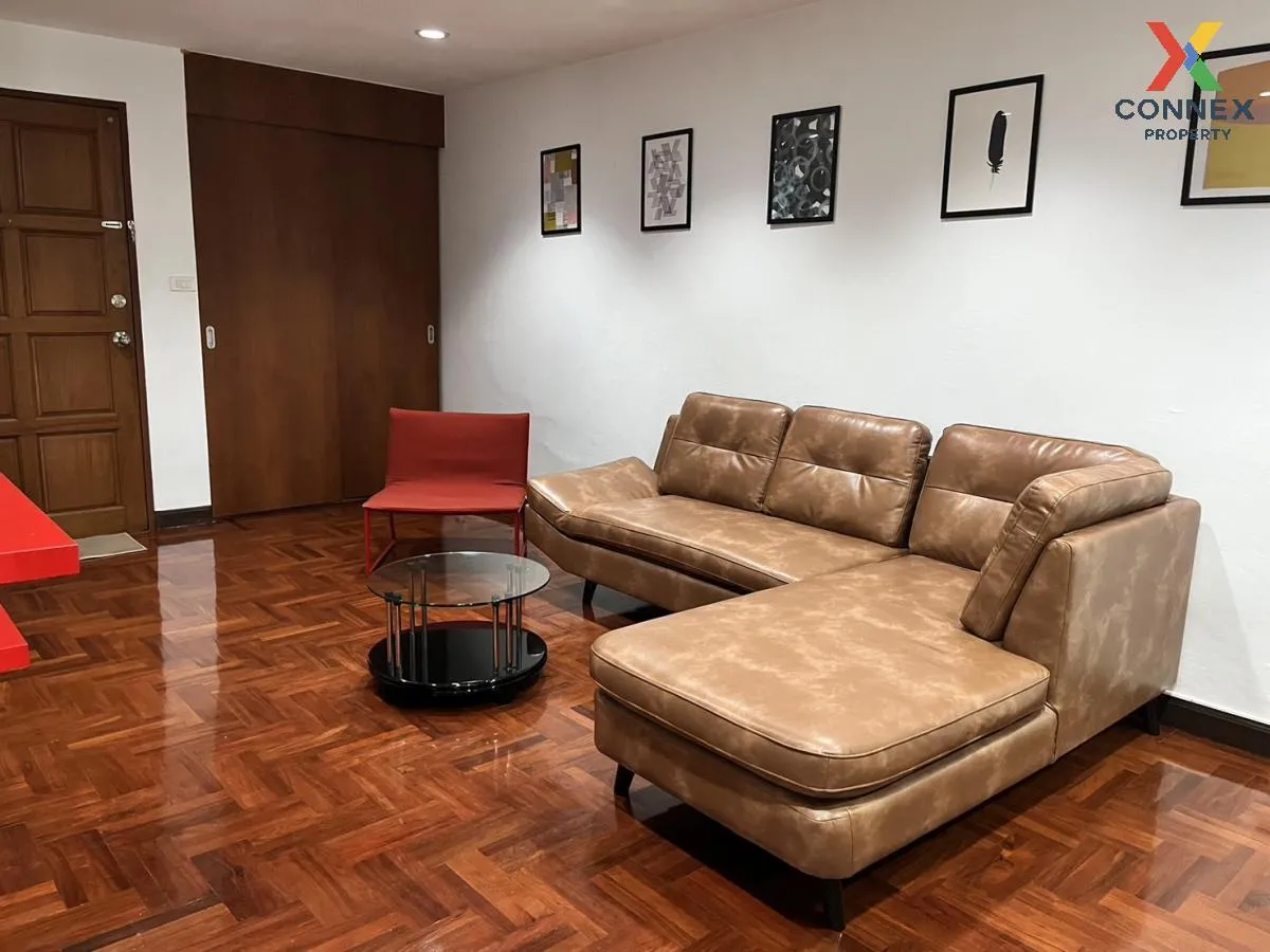 FOR RENT condo , Baan Suanpetch , Duplex , wide frontage , BTS-Ph 2