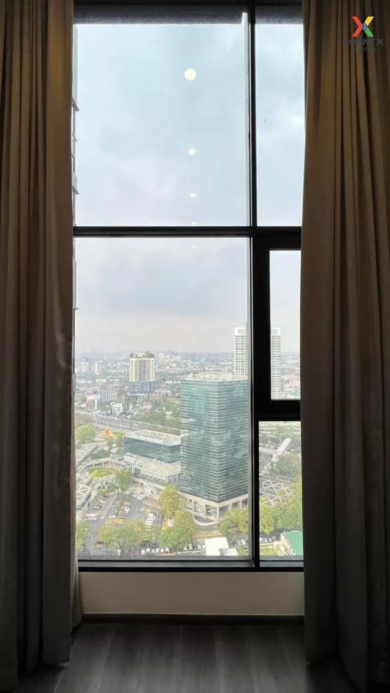 FOR RENT condo , KnightsBridge Space Ratchayothin , Duplex , wide 2