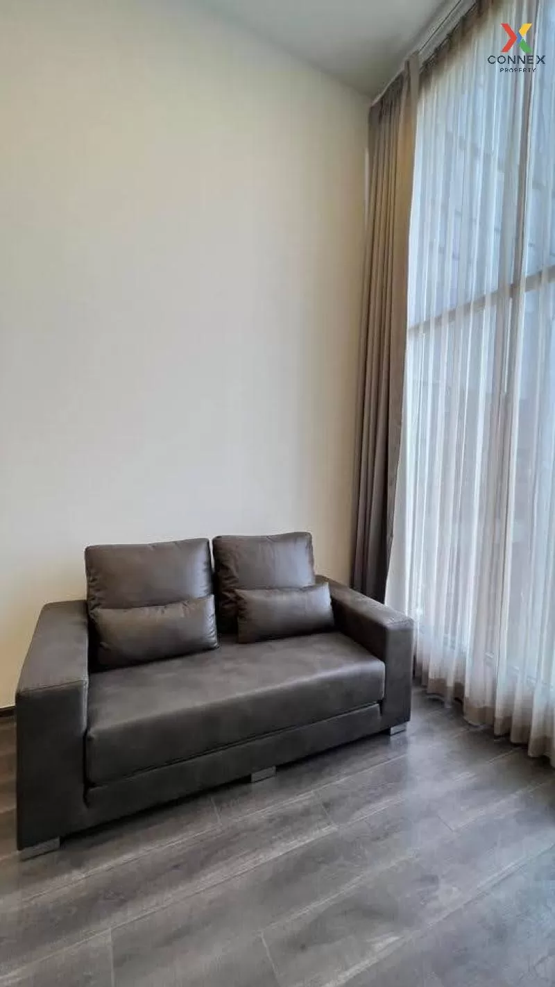 FOR RENT condo , KnightsBridge Space Ratchayothin , Duplex , wide