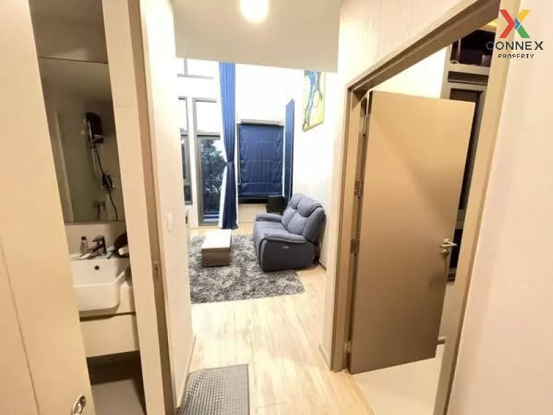 FOR RENT condo , Centric Ratchayothin , Duplex , wide frontage ,  3