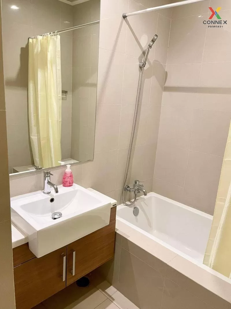 FOR RENT condo , Noble Reveal , Duplex , wide frontage , BTS-Ekka 4