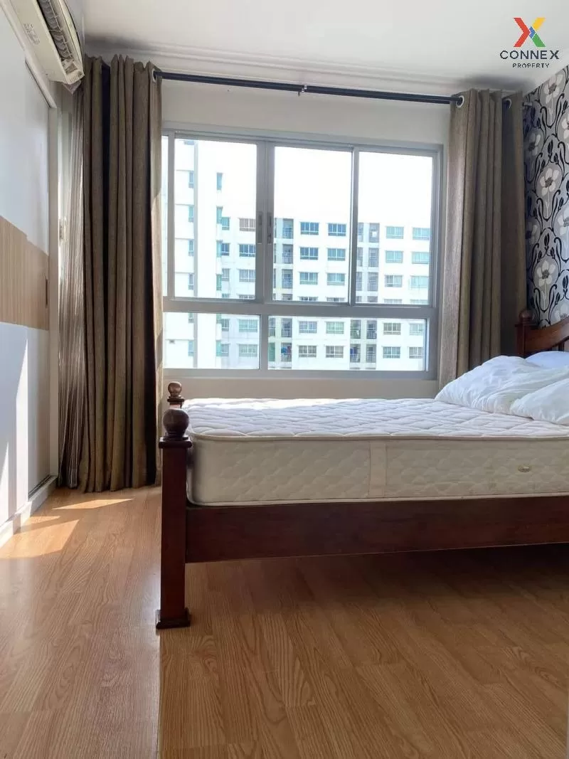 FOR RENT condo , Lumpini Park Pinklao , Duplex , wide frontage , 