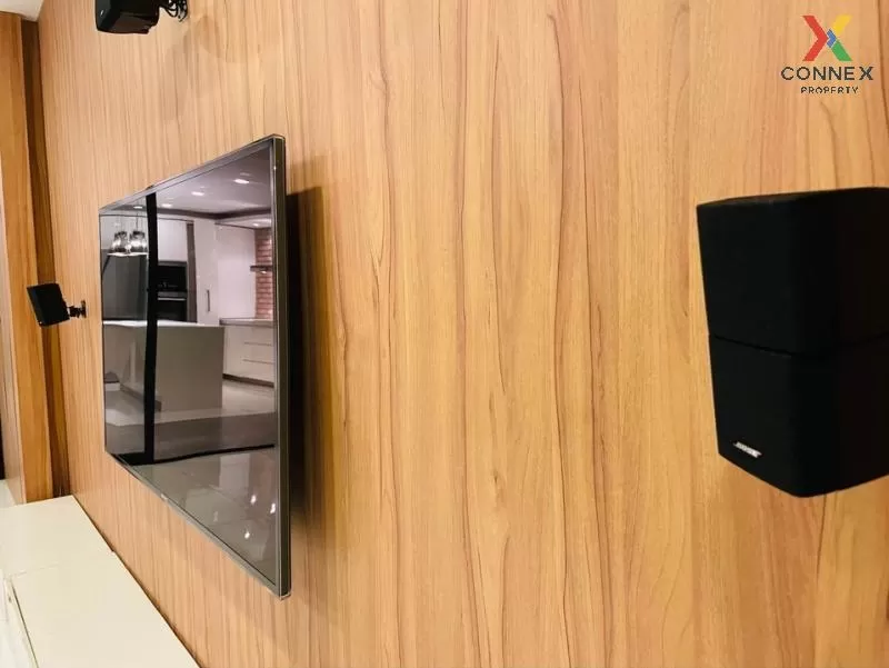 FOR RENT condo , Sompob House , Duplex , wide frontage , BTS-Wong