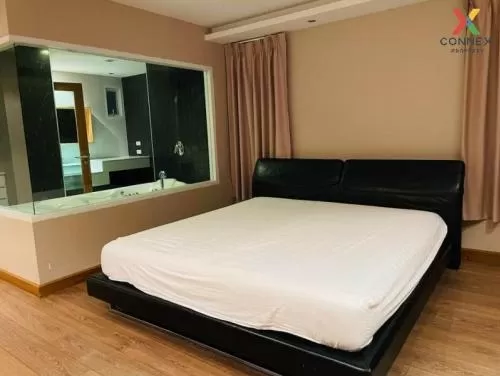 FOR RENT condo , Sompob House , Duplex , wide frontage , BTS-Wongwian Yai , Bang Lamphu Lang , Khlong San , Bangkok , CX-02238