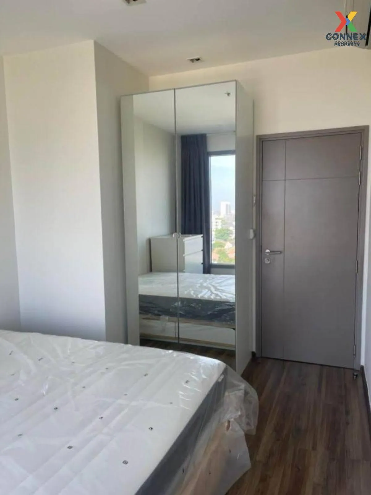 FOR RENT condo , Ceil by Sansiri , Duplex , wide frontage , BTS-E