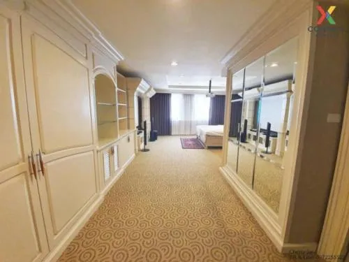 FOR RENT condo , European Central Place , Duplex , wide frontage , BTS-Asok , Khlong Toei Nuea , Watthana , Bangkok , CX-02301