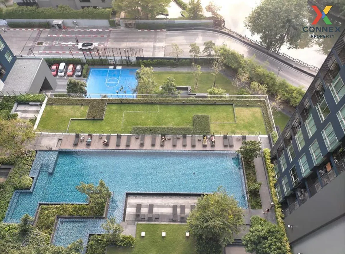 FOR RENT condo , The Base Sukhumvit 77 , Duplex , wide frontage ,