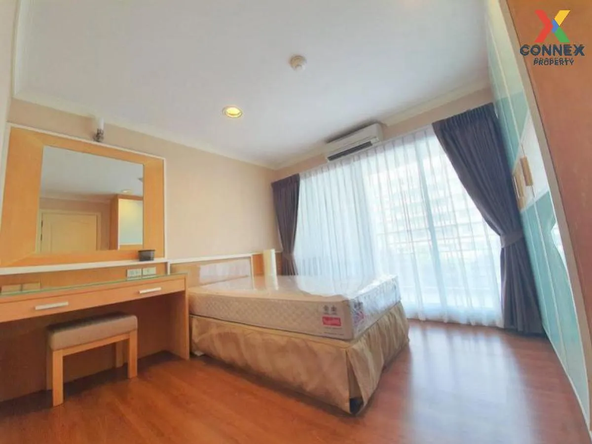 FOR RENT condo , Grand Heritage Thonglor , Duplex , wide frontage