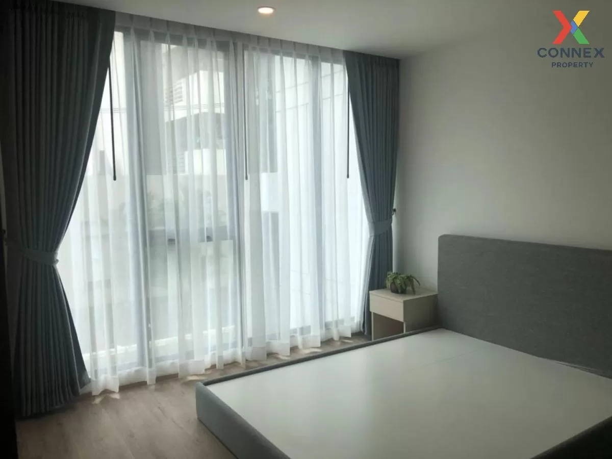 FOR RENT condo , Serio Sukhumvit 50 , Duplex , wide frontage , BT 4