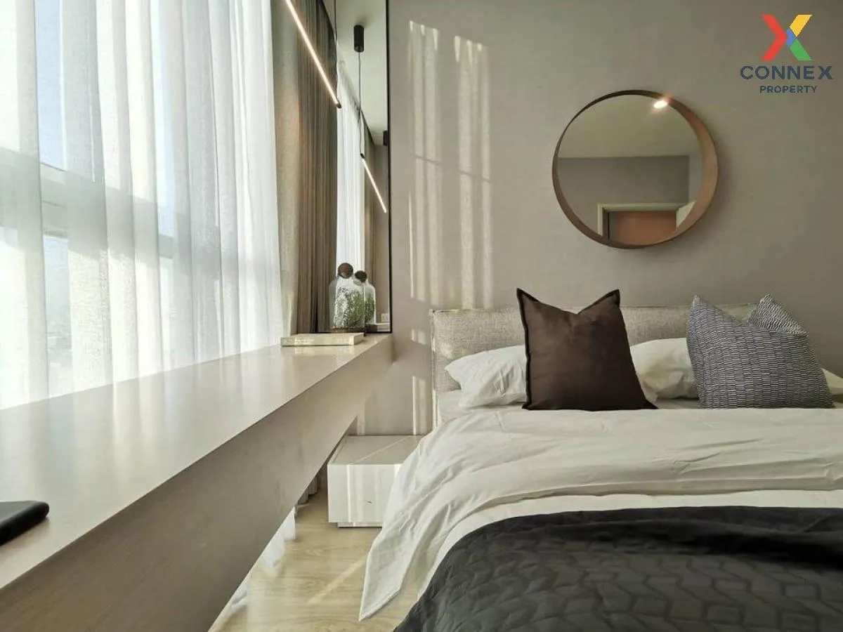 FOR RENT condo , Noble Revolve Ratchada , Duplex , wide frontage  FOR RENT condo , Noble Revolve Ratchada , Duplex , wide frontage