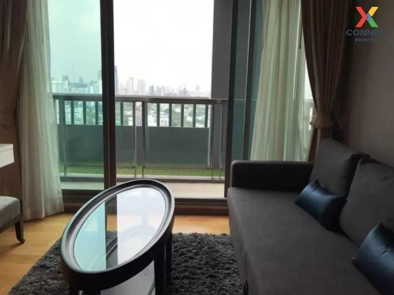 FOR RENT condo , H Sukhumvit 43 , Duplex , wide frontage , BTS-Ph 3