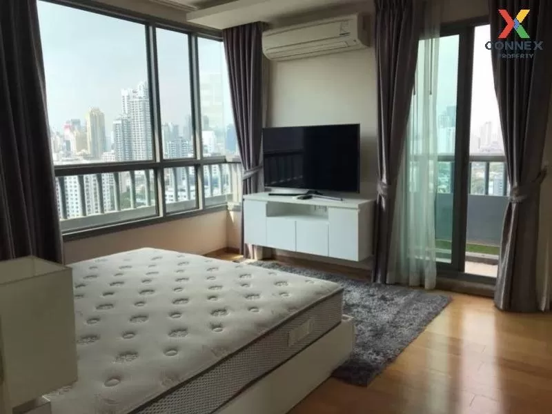 FOR RENT condo , H Sukhumvit 43 , Duplex , wide frontage , BTS-Ph