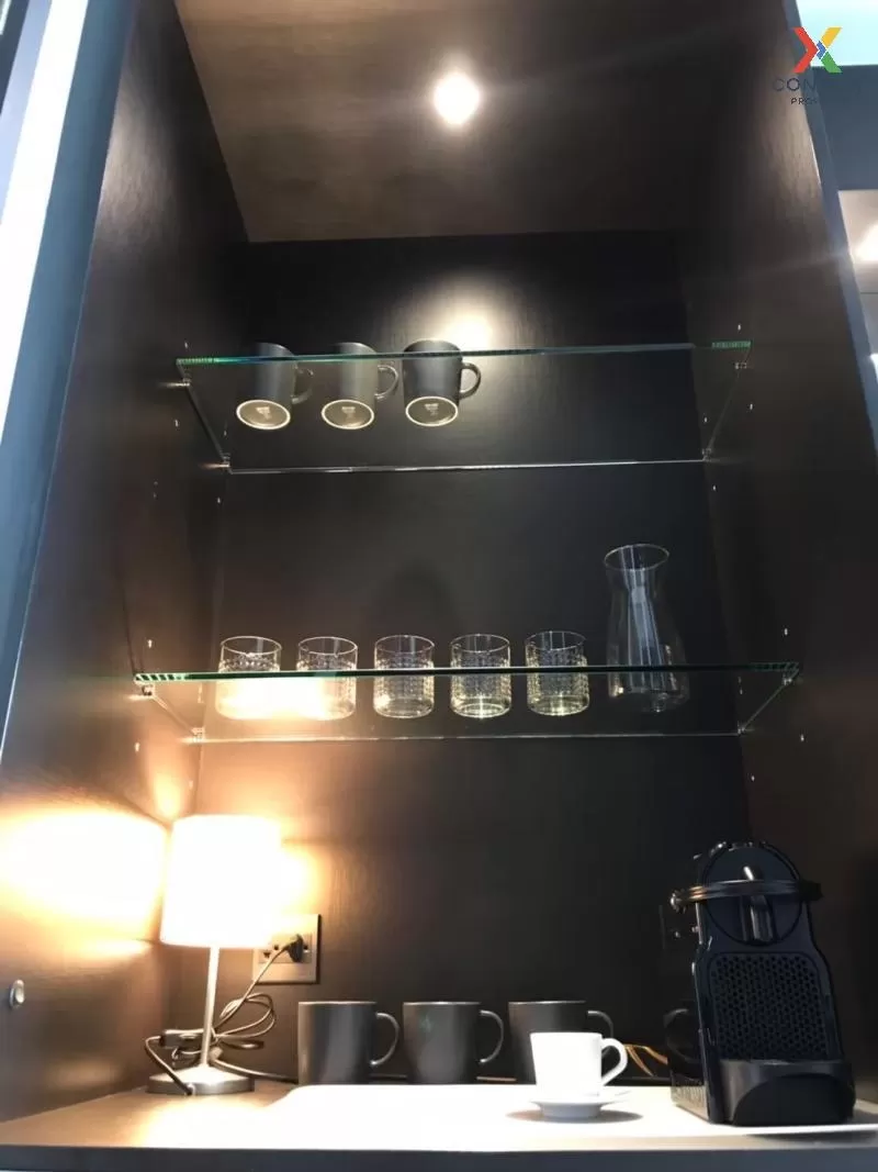 FOR RENT condo , EDGE Sukhumvit 23 , Duplex , wide frontage , BTS