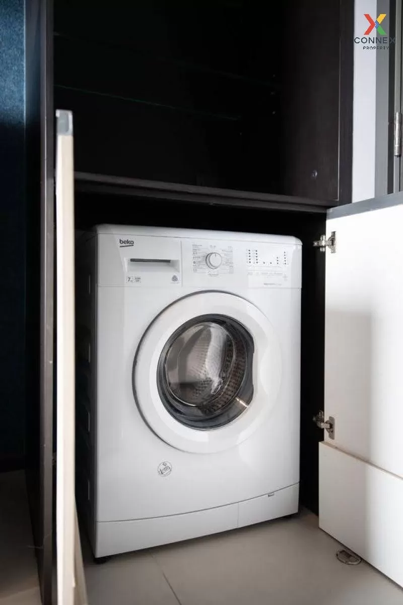 FOR RENT condo , EDGE Sukhumvit 23 , Duplex , wide frontage , BTS