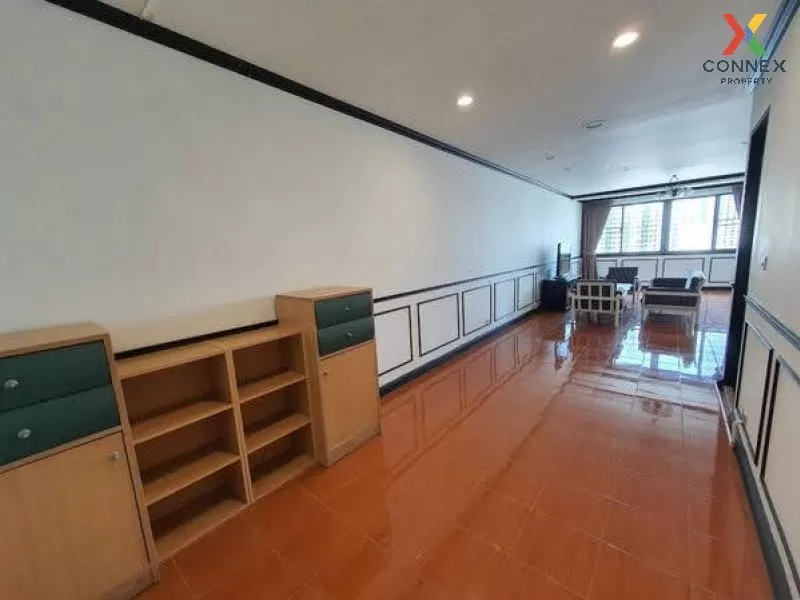 FOR RENT condo , Sathorn Bridge Tower , Duplex , wide frontage ,  4