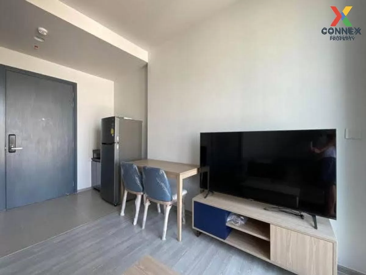 FOR RENT condo , XT Ekkamai , Duplex , wide frontage , BTS-Ekkama 4