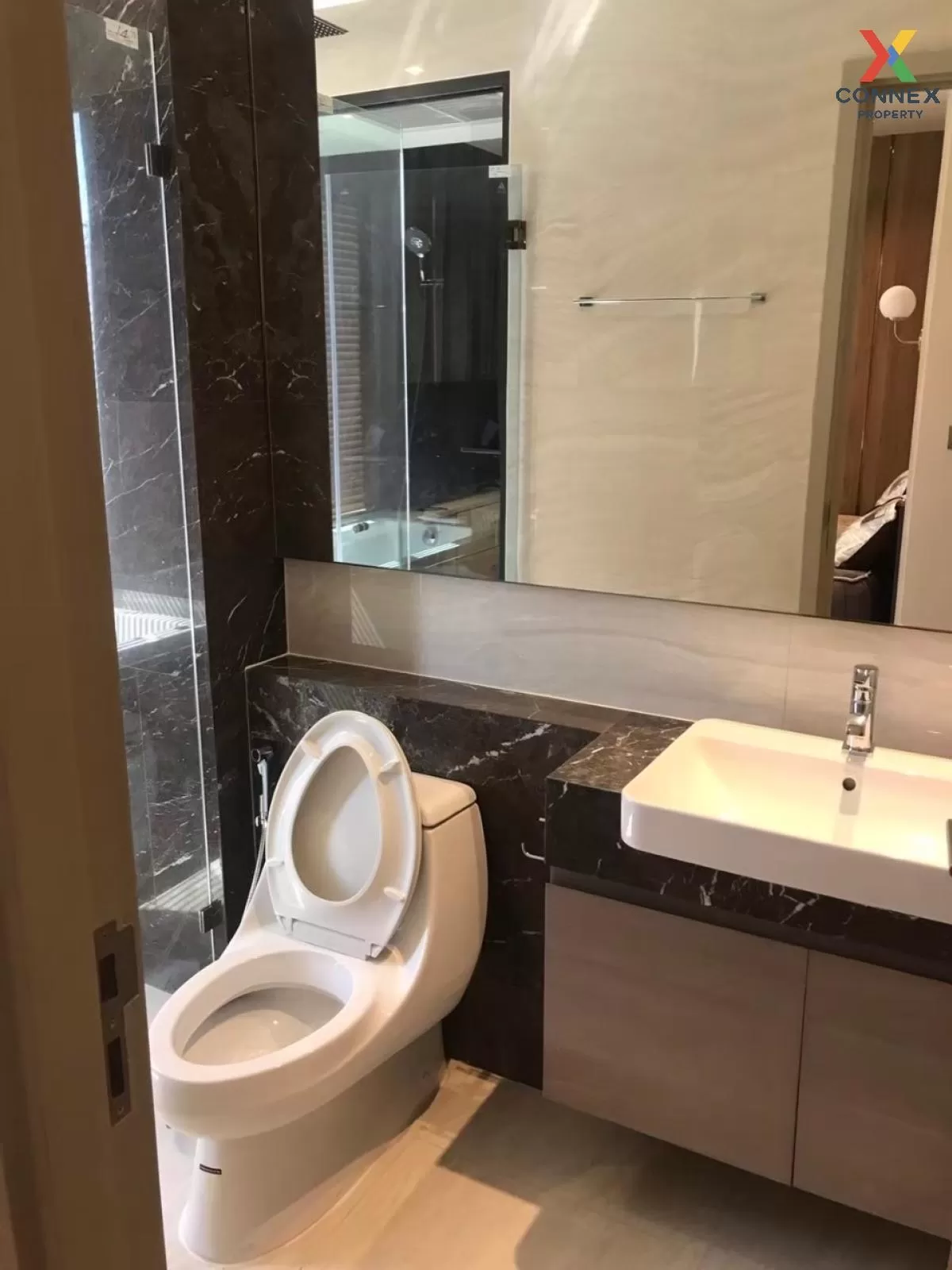 FOR RENT condo , Ashton Silom , Duplex , wide frontage , BTS-Chon