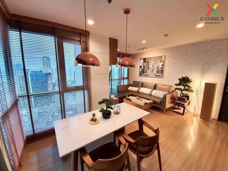 FOR RENT condo , RHYTHM Sathorn-Narathiwas , Duplex , wide fronta