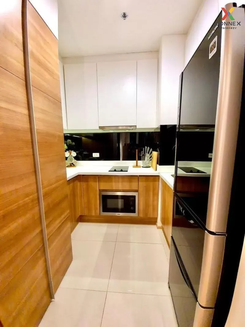 FOR RENT condo , RHYTHM Sathorn-Narathiwas , Duplex , wide fronta