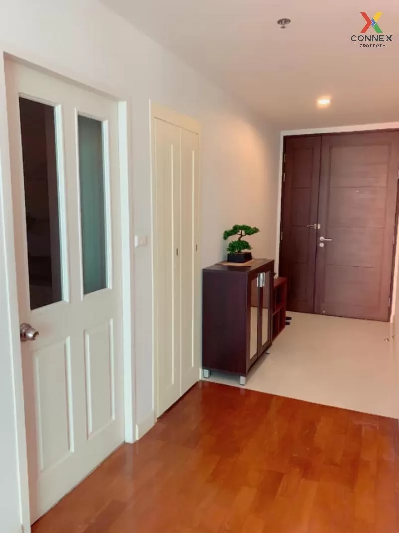 FOR RENT condo , Siri Residence Sukhumvit 24 , Duplex , wide fron 4
