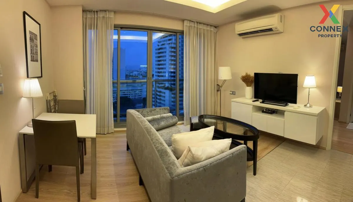 FOR RENT condo , H Sukhumvit 43 , Duplex , wide frontage , BTS-Ph 3