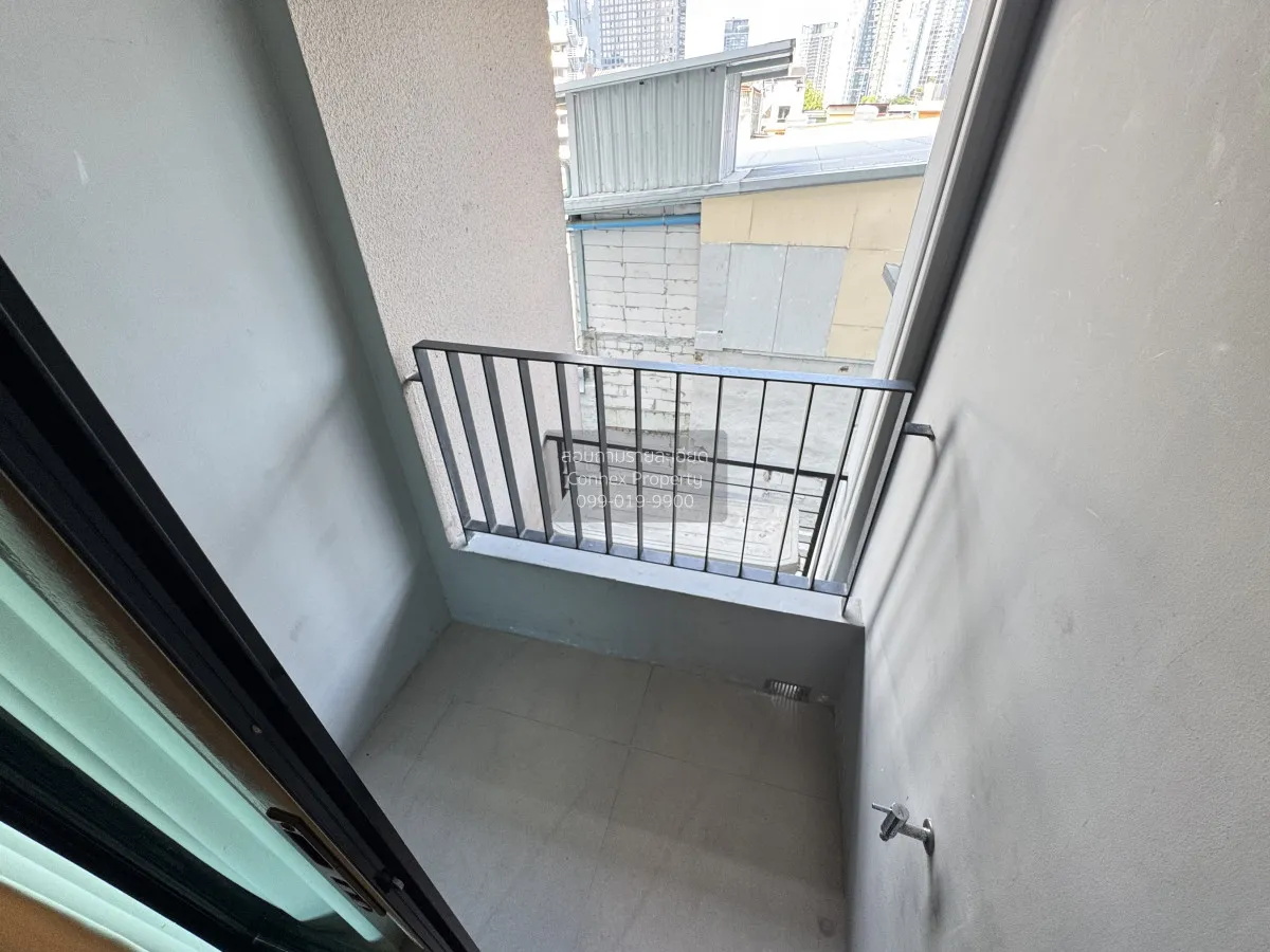 FOR RENT condo , Vtara Sukhumvit 36 , Duplex , wide frontage , BT