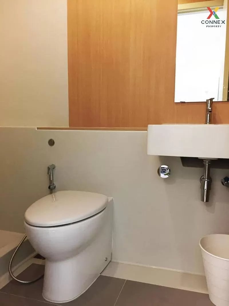 เช่า คอนโด  Aspire Sathorn - Taksin BTS-วุฒากาศ กัลปพฤกษ์ บางค้อ 