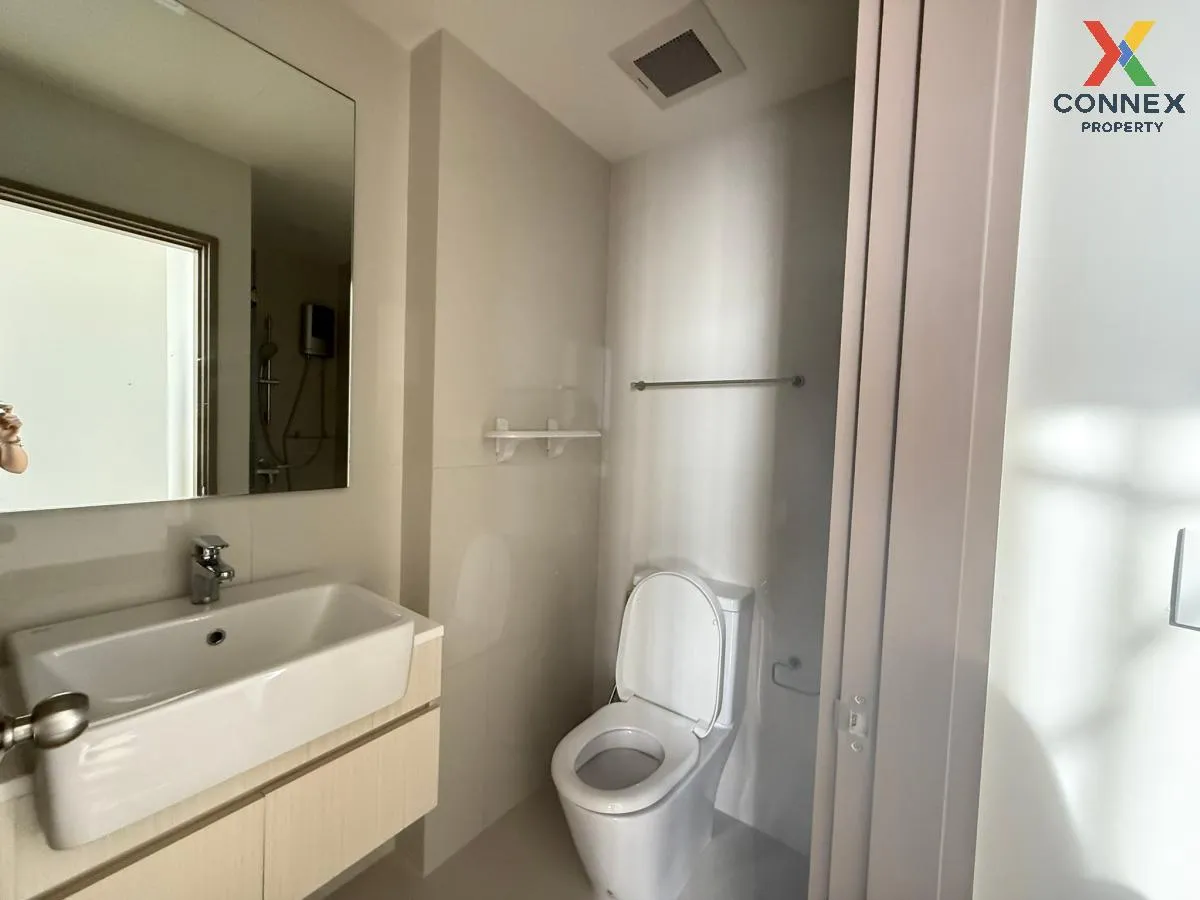 FOR RENT condo , Centric Ratchayothin , Duplex , wide frontage , 