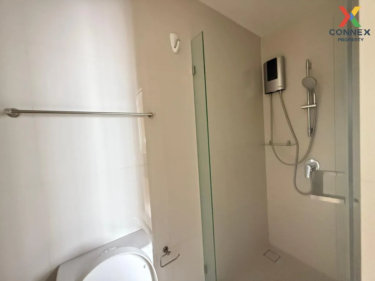 FOR RENT condo , Centric Ratchayothin , Duplex , wide frontage , 