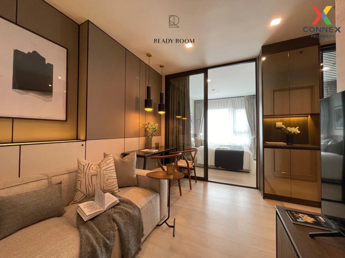 FOR RENT condo , Life One Wireless , Duplex , wide frontage , BTS 1