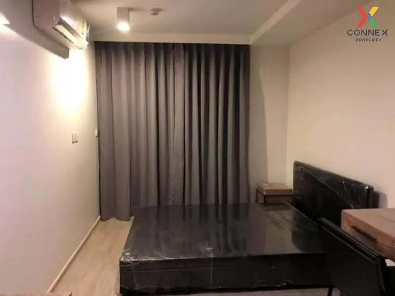 FOR RENT condo , Maestro 02 Ruamrudee , Duplex , wide frontage ,  3