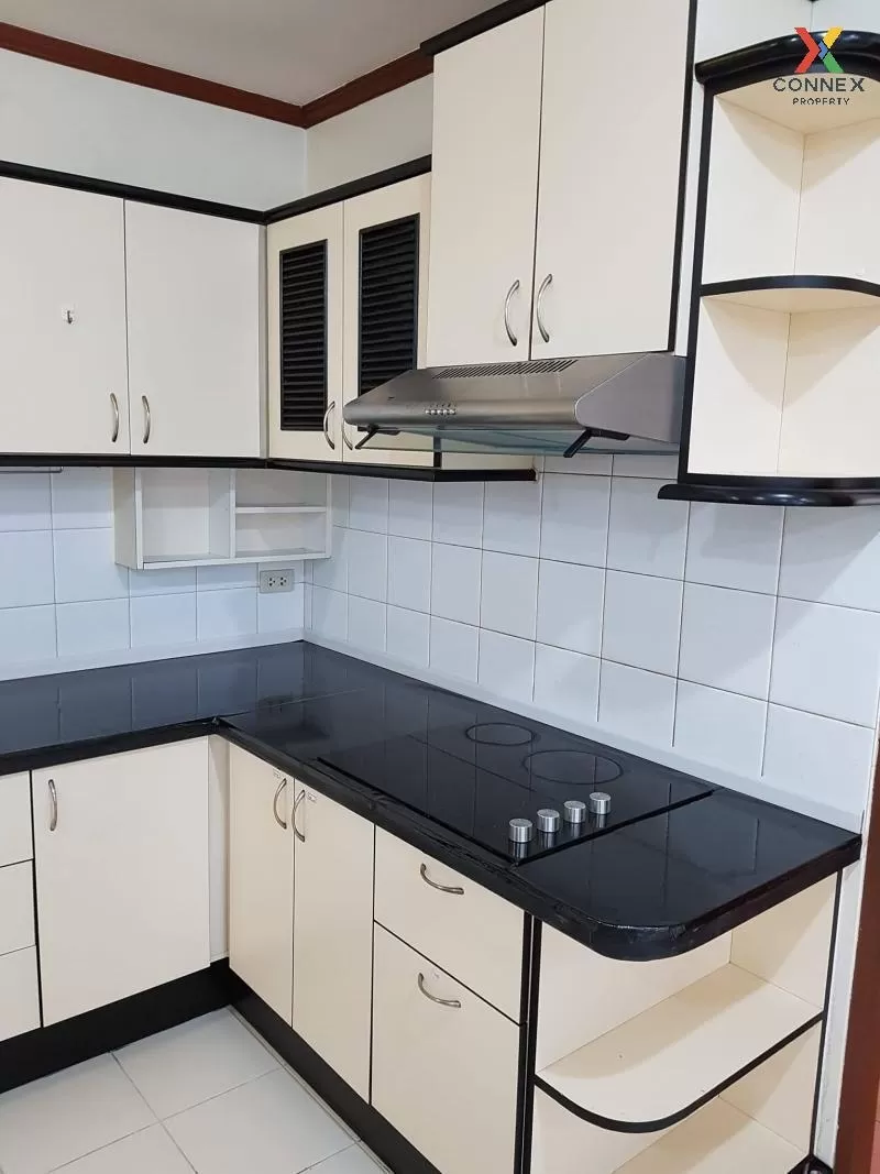 FOR RENT condo , Aree Place Sukhumvit 26 , Duplex , wide frontage 2